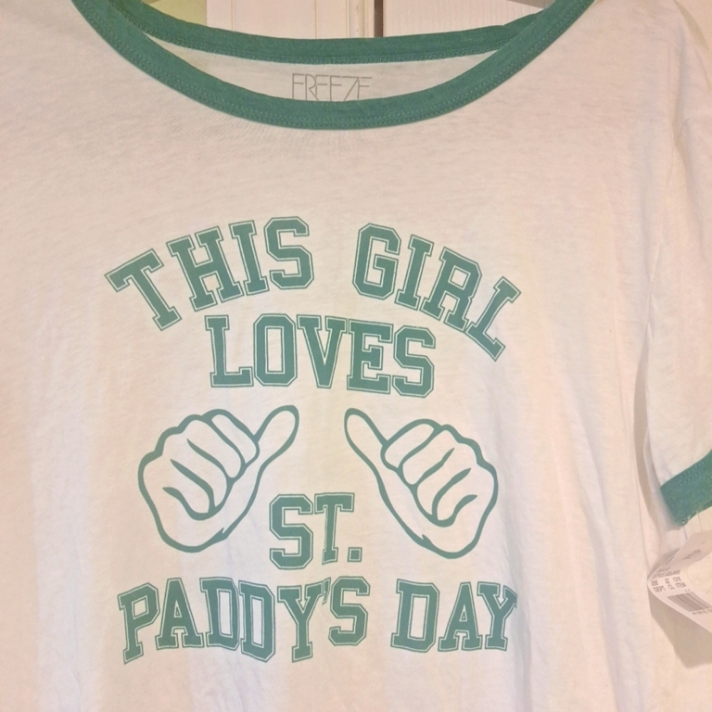 Freeze St Patrick's Day shirt new with tag extra large green and white